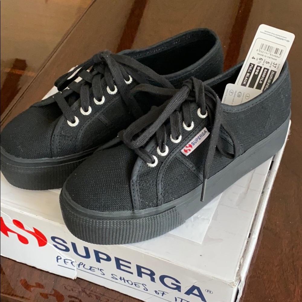 NWT Superga “Acot Linea” Black Platform sneakers 2790